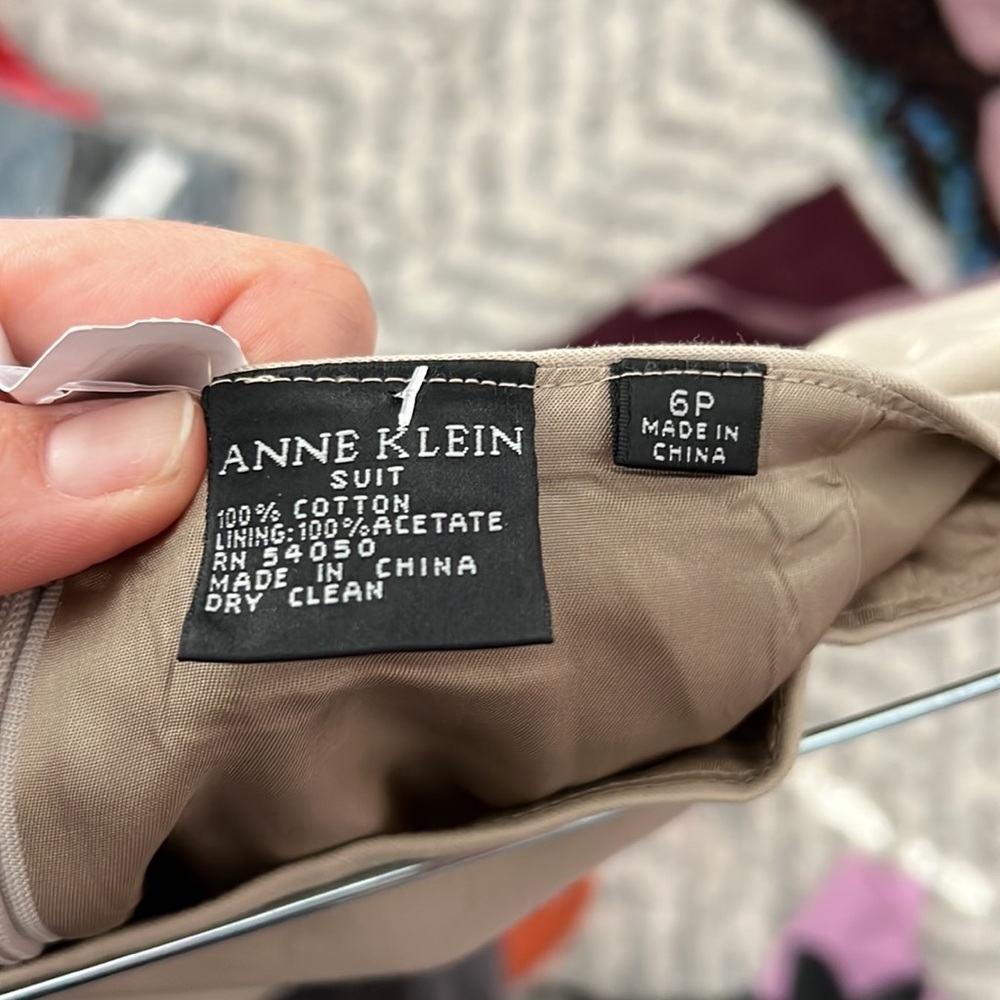 anne Klein - Picture 3 of 3
